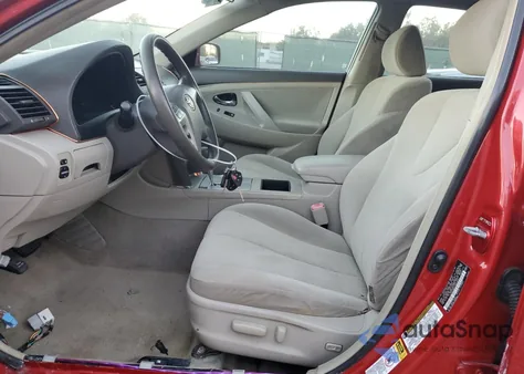 2007 Toyota Camry Ce z USA, uszkodzony, nr VIN 4T1BE46K77U044053